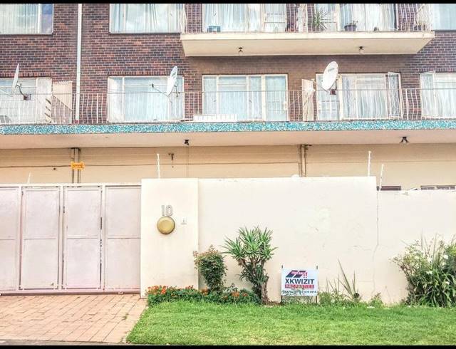 1 BEDROOM APARTMENT FOR SALE IN LOMBARDY EAST